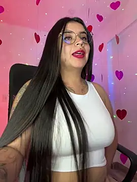 Snapshot of Devilsweet17 chatting on February 2025 04:43:01 AM Devilsweet17 online show from February 2025 04:43:01 AM