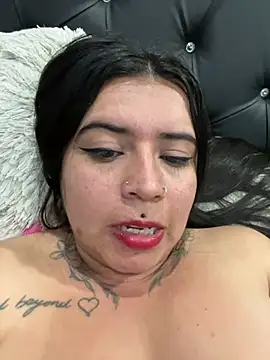 Snapshot of Devilsweet17 chatting on February 2025 02:57:01 PM Devilsweet17 online show from February 2025 02:57:01 PM