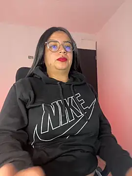 Snapshot of Devilsweet17 chatting on November 2025 12:32:01 AM Devilsweet17 online show from November 2025 12:32:01 AM