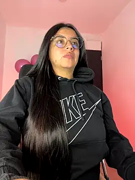 Snapshot of Devilsweet17 chatting on November 2025 01:59:01 AM Devilsweet17 online show from November 2025 01:59:01 AM