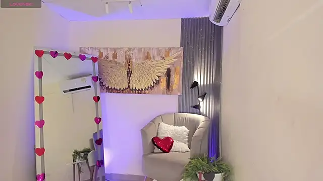 emma alice  online show from February 2025 12:05:02 PM