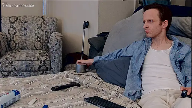 Snapshot of Dilldough405 chatting on December 2025 11:14:02 AM Dilldough405 online show from December 2025 11:14:02 AM