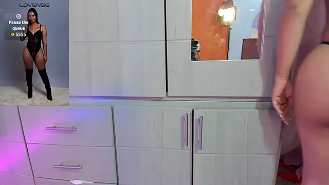 Snapshot of Anahi_Cruz7 chatting on September 2025 11:32:01 AM Anahi Cruz7 online show from September 2025 11:32:01 AM