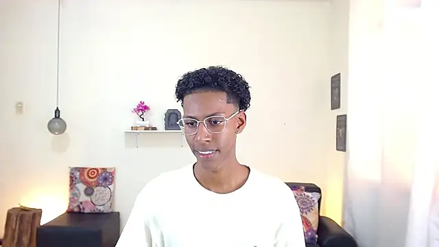 maiki18  online show from March 2025 07:53:02 PM