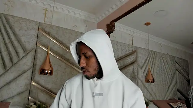 Snapshot of JamesParck chatting on March 2025 12:52:01 PM JamesParck online show from March 2025 12:52:01 PM