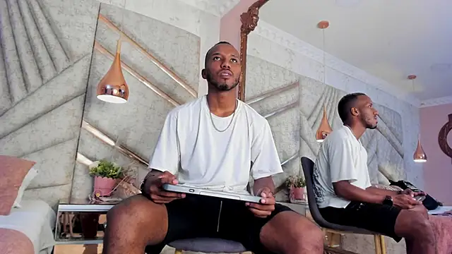 Snapshot of JamesParck chatting on March 2025 03:36:02 PM JamesParck online show from March 2025 03:36:02 PM