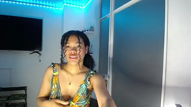 Snapshot of Dena_k_ chatting on December 2024 10:17:02 AM Dena k  online show from December 2024 10:17:02 AM