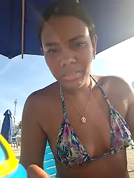 Snapshot of Dena_k_ chatting on January 2025 08:42:01 PM Dena k  online show from January 2025 08:42:01 PM