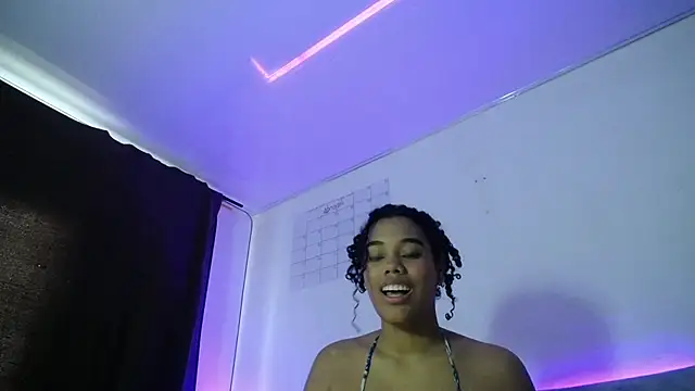 Snapshot of Dena_k_ chatting on September 2025 10:02:02 PM Dena k  online show from September 2025 10:02:02 PM