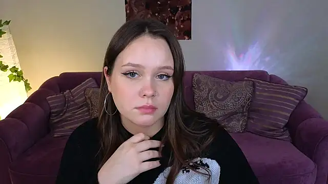 miki miki cutie  online show from December 2024 07:37:02 PM