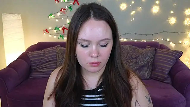 miki miki cutie  online show from December 2024 08:34:01 PM