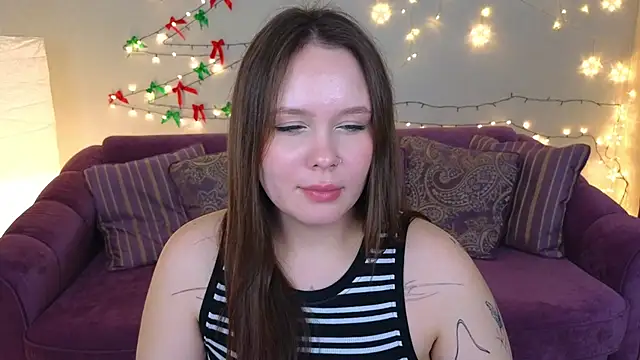 miki miki cutie  online show from December 2024 11:00:01 PM