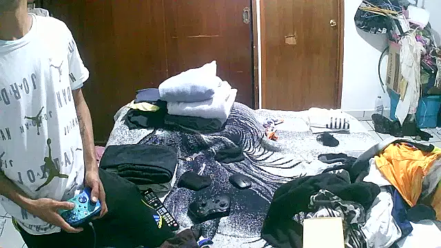 jperezofficial1 online show from October 2025 05:05:01 AM