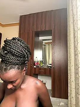 Snapshot of supa_queen254 chatting on October 2025 10:58:02 PM supa queen254 online show from October 2025 10:58:02 PM