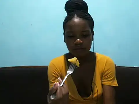 cocolicky online show from March 2025 08:06:02 PM