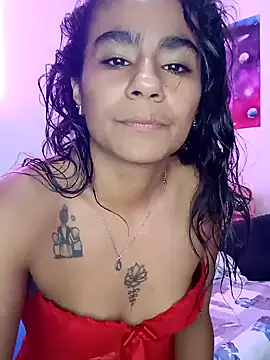 Leslly  online show from February 2025 06:44:01 PM