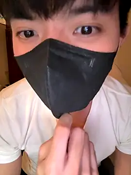 Snapshot of Ner0924_N chatting on November 2025 03:27:02 PM Ner0924 N online show from November 2025 03:27:02 PM