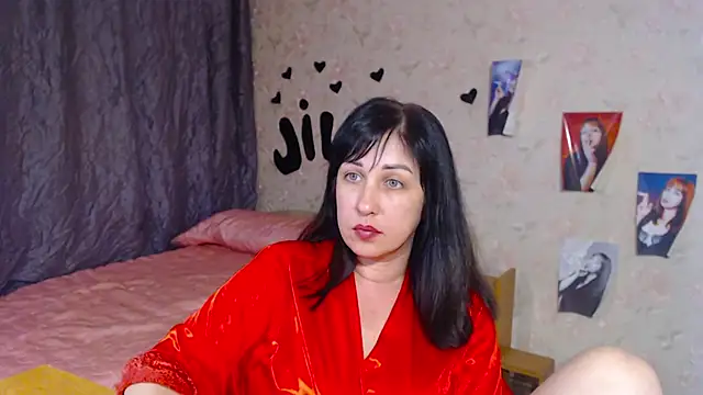 Snapshot of JillStevens chatting on September 2025 04:01:01 AM JillStevens online show from September 2025 04:01:01 AM