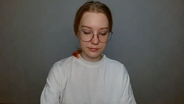 Snapshot of cindi_hot chatting on December 2024 09:06:02 AM cindi hot online show from December 2024 09:06:02 AM