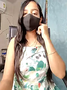 Parinaaz18 online show from December 2025 01:46:02 AM