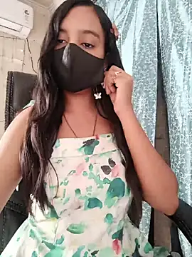 Parinaaz18 online show from June 2026 06:52:02 AM