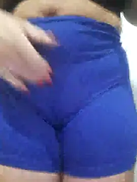 Snapshot of AmandaS2k chatting on September 2025 12:21:01 AM AmandaS2k online show from September 2025 12:21:01 AM