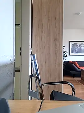 Milkasahne64 online show from September 2025 12:51:01 PM