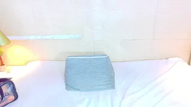 Shamiraa moore online show from June 2026 08:07:01 PM