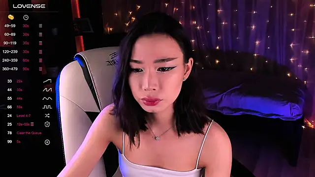 Snapshot of sensualily chatting on December 2024 05:20:02 PM sensualily online show from December 2024 05:20:02 PM