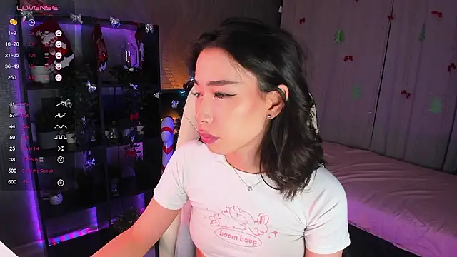 Snapshot of sensualily chatting on January 2026 03:20:02 AM sensualily online show from January 2026 03:20:02 AM