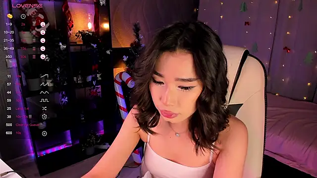 Snapshot of sensualily chatting on January 2026 03:39:02 PM sensualily online show from January 2026 03:39:02 PM