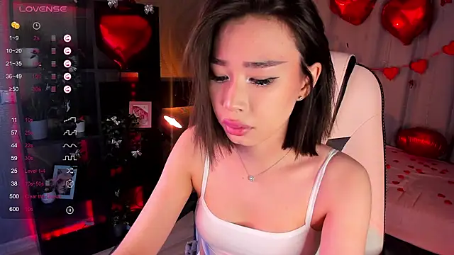 Snapshot of sensualily chatting on February 2026 04:15:02 PM sensualily online show from February 2026 04:15:02 PM