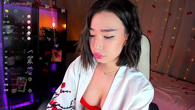 Snapshot of sensualily chatting on February 2026 03:45:01 PM sensualily online show from February 2026 03:45:01 PM