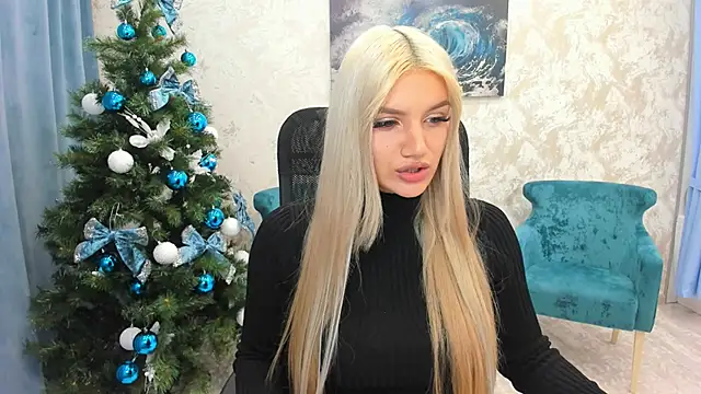 SelenaeMoore online show from December 2024 07:24:02 PM