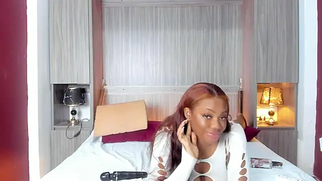 Snapshot of KendallRosse1 chatting on January 2025 06:07:01 PM KendallRosse1 online show from January 2025 06:07:01 PM