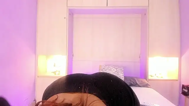 Snapshot of KendallRosse1 chatting on January 2025 12:37:01 PM KendallRosse1 online show from January 2025 12:37:01 PM