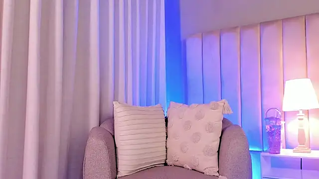 Paulina Monroy online show from November 2025 12:54:02 AM