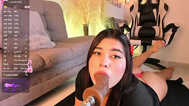 Snapshot of Danna_adams01 chatting on March 2025 03:41:02 AM Danna adams01 online show from March 2025 03:41:02 AM