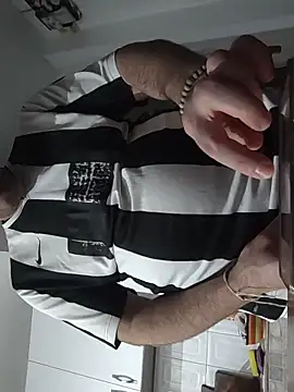 Maryo0001 online show from November 2025 11:48:01 PM