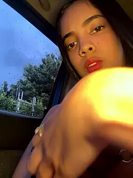 NAUGHTY LITTLE 18 online show from January 2026 09:09:01 PM