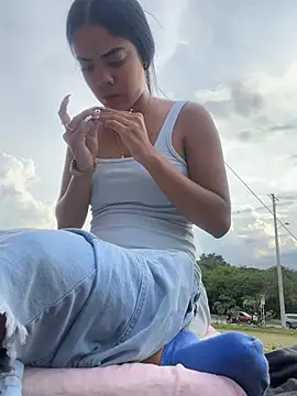 NAUGHTY LITTLE 18 online show from April 2026 10:05:02 PM