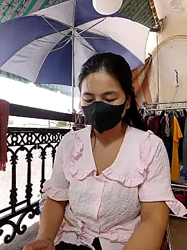 lyna bl online show from December 2025 03:14:02 AM