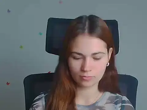 Snapshot of Loon_Amore chatting on November 2025 07:07:01 AM Loon Amore online show from November 2025 07:07:01 AM