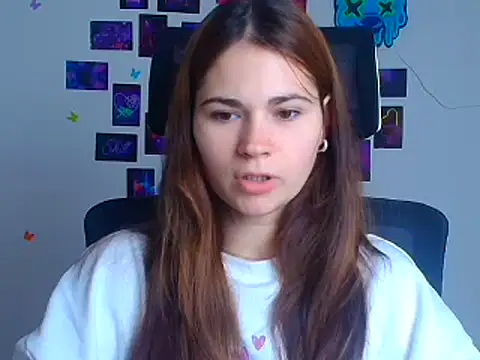 Snapshot of Loon_Amore chatting on November 2025 07:24:02 AM Loon Amore online show from November 2025 07:24:02 AM