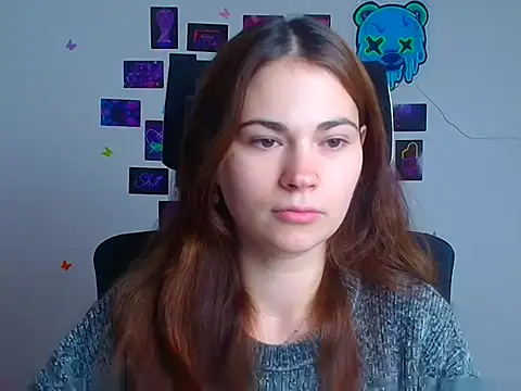 Snapshot of Loon_Amore chatting on November 2025 06:23:02 AM Loon Amore online show from November 2025 06:23:02 AM