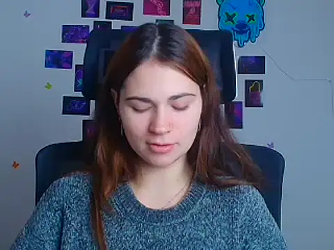 Snapshot of Loon_Amore chatting on November 2025 06:48:01 AM Loon Amore online show from November 2025 06:48:01 AM