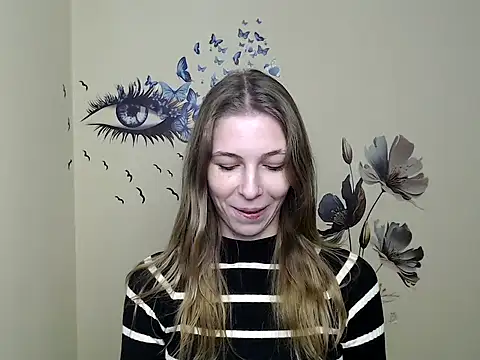 StrangerGi online show from December 2024 11:18:02 AM