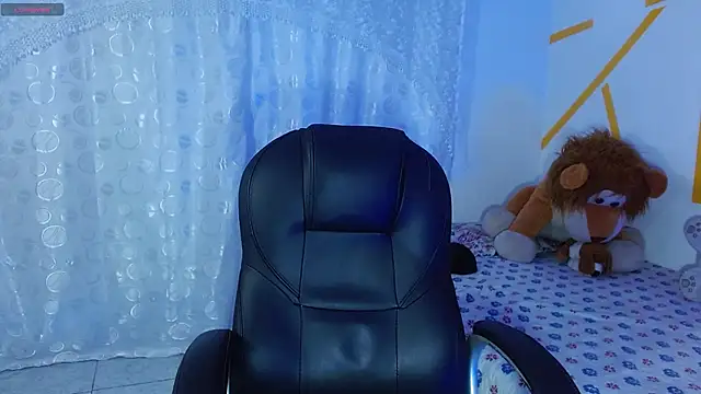 Snapshot of Matthew_Boy_ chatting on December 2024 04:42:02 AM Matthew Boy  online show from December 2024 04:42:02 AM