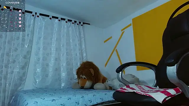 Snapshot of Matthew_Boy_ chatting on February 2025 11:17:02 AM Matthew Boy  online show from February 2025 11:17:02 AM