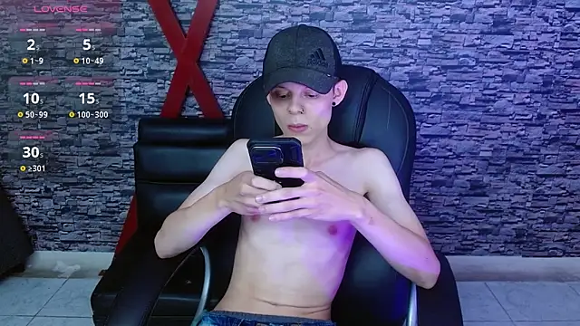 Snapshot of Matthew_Boy_ chatting on March 2025 08:56:01 PM Matthew Boy  online show from March 2025 08:56:01 PM